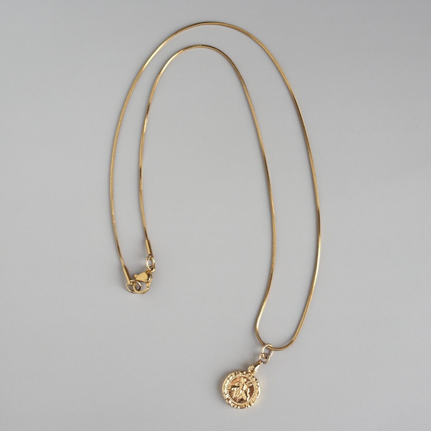 【ステンレスネックレス】bee