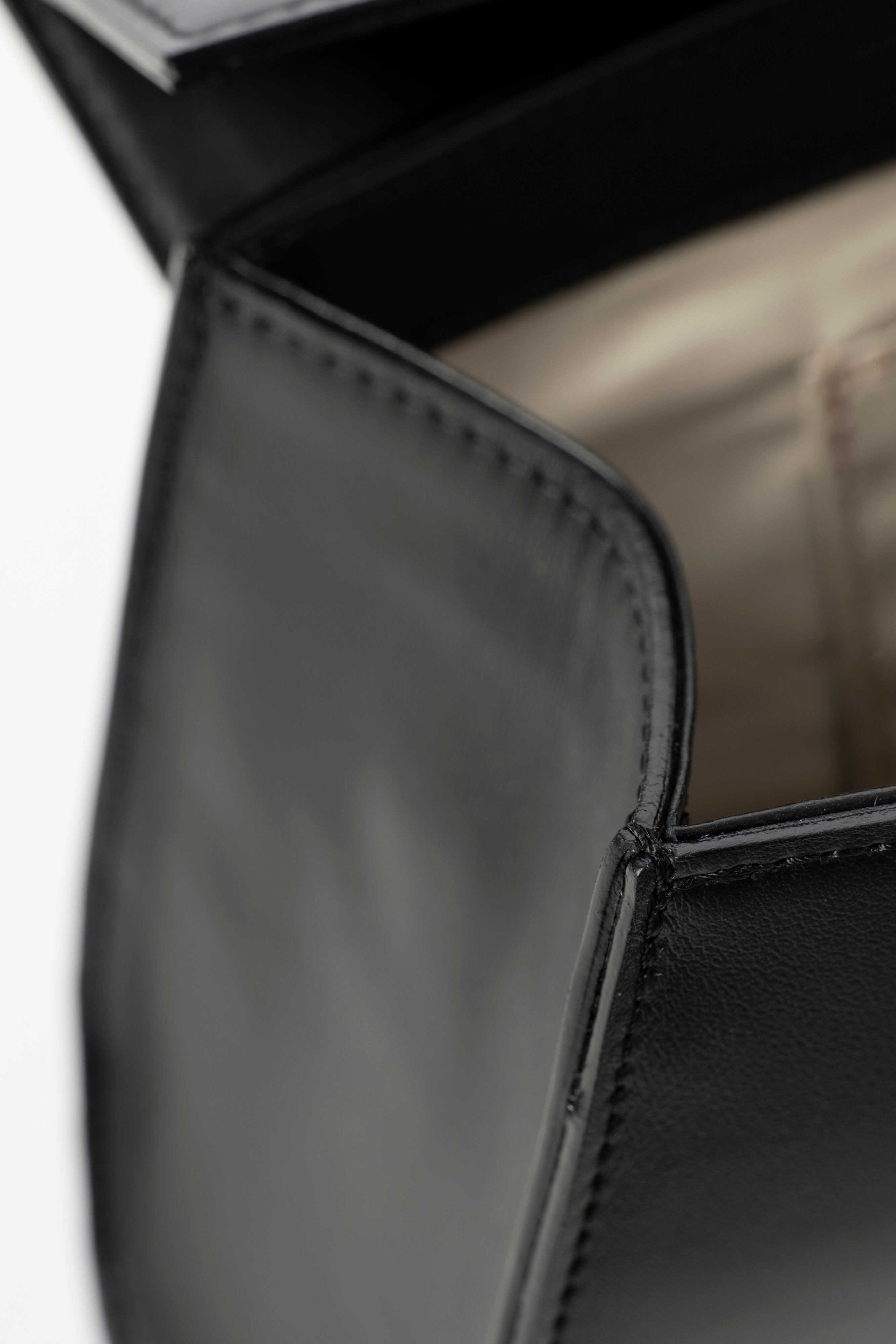 26SS】FETICO フェティコ / レザーバッグ / THE ARCH MINI | TRENT online