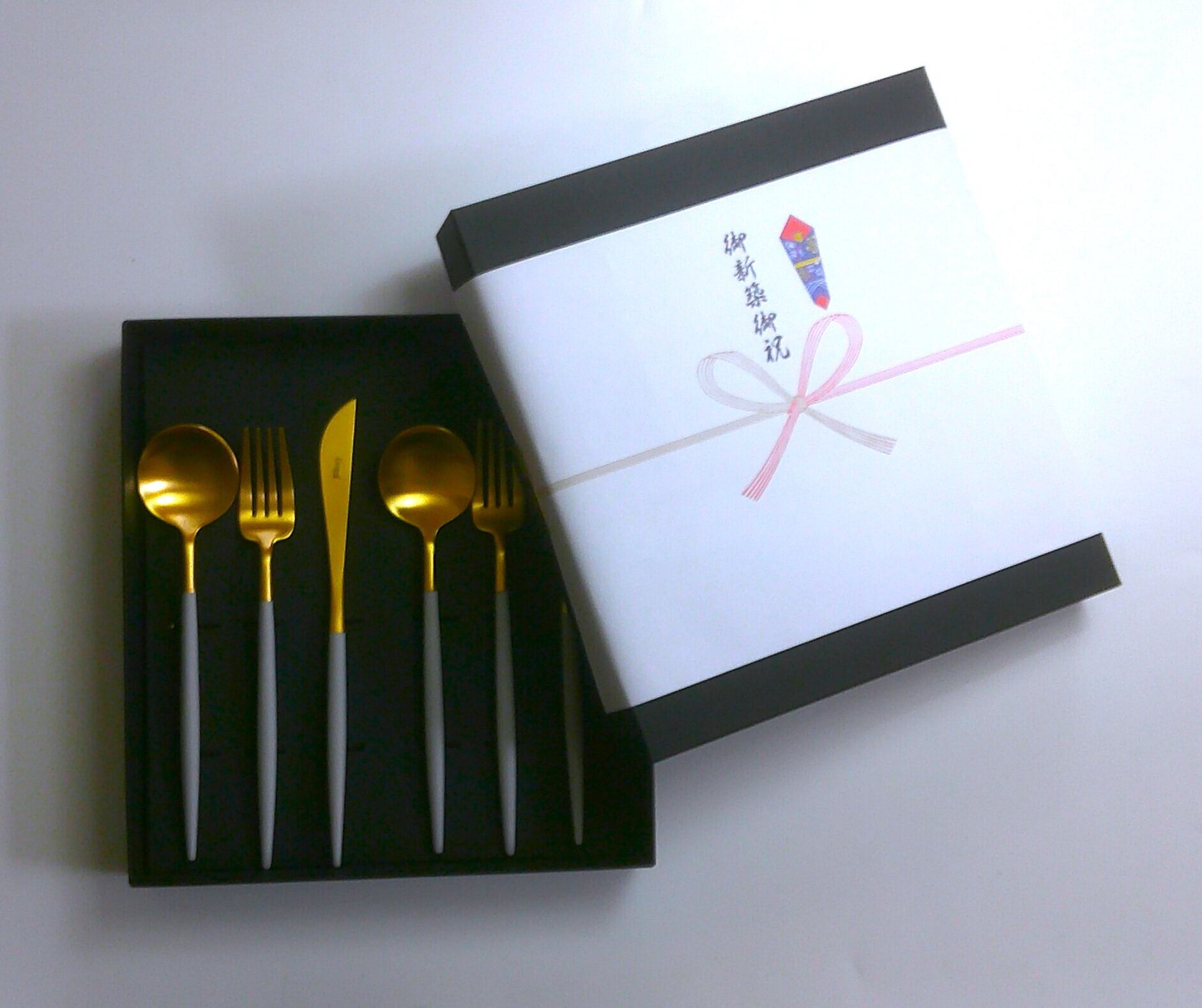 クチポールCutipol GOA ゴールドグレー カトラリー6本セット