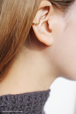 Quilt earcuff -wide3.0- -gold-