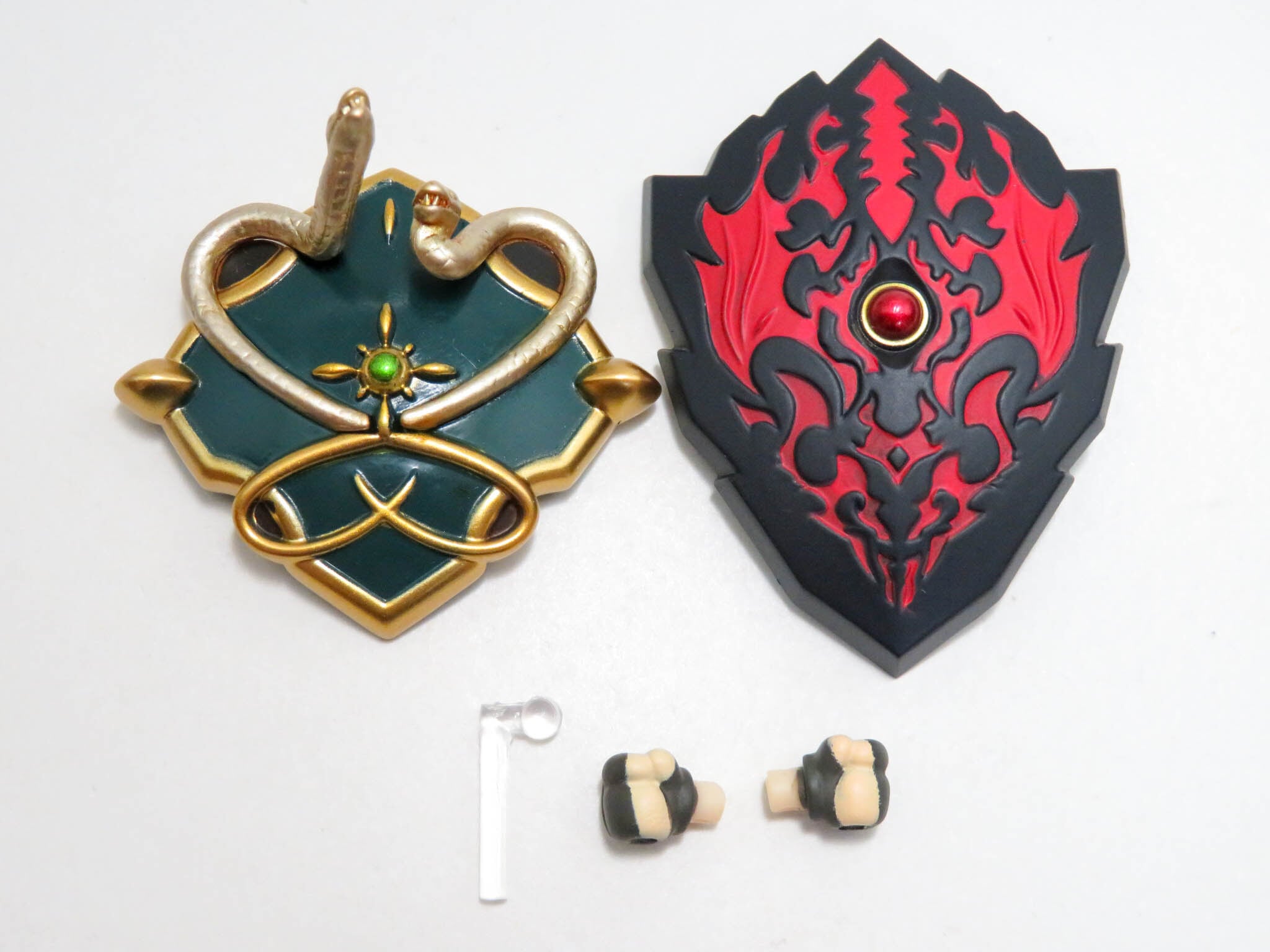 再入荷(A-ランク)【1113】 盾の勇者 小物パーツ 盾2種 ねんどろいど