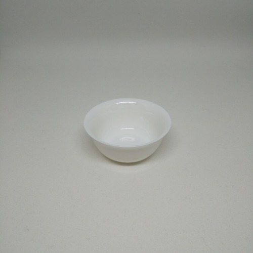【雑貨】白磁の茶杯（A）（セカンドハンド品）