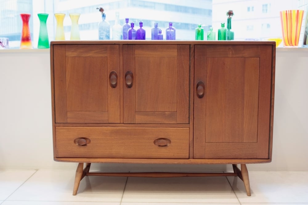 ERCOL（アーコール）社 NO.366 サイドボード 脚付 | 北欧.Style＋1