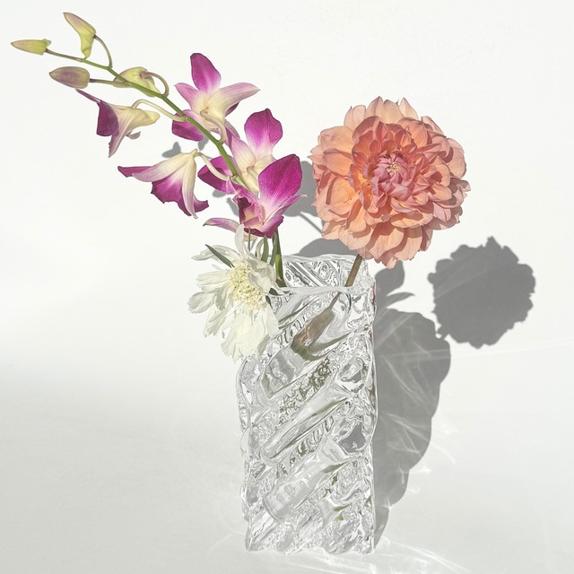 Glass vase