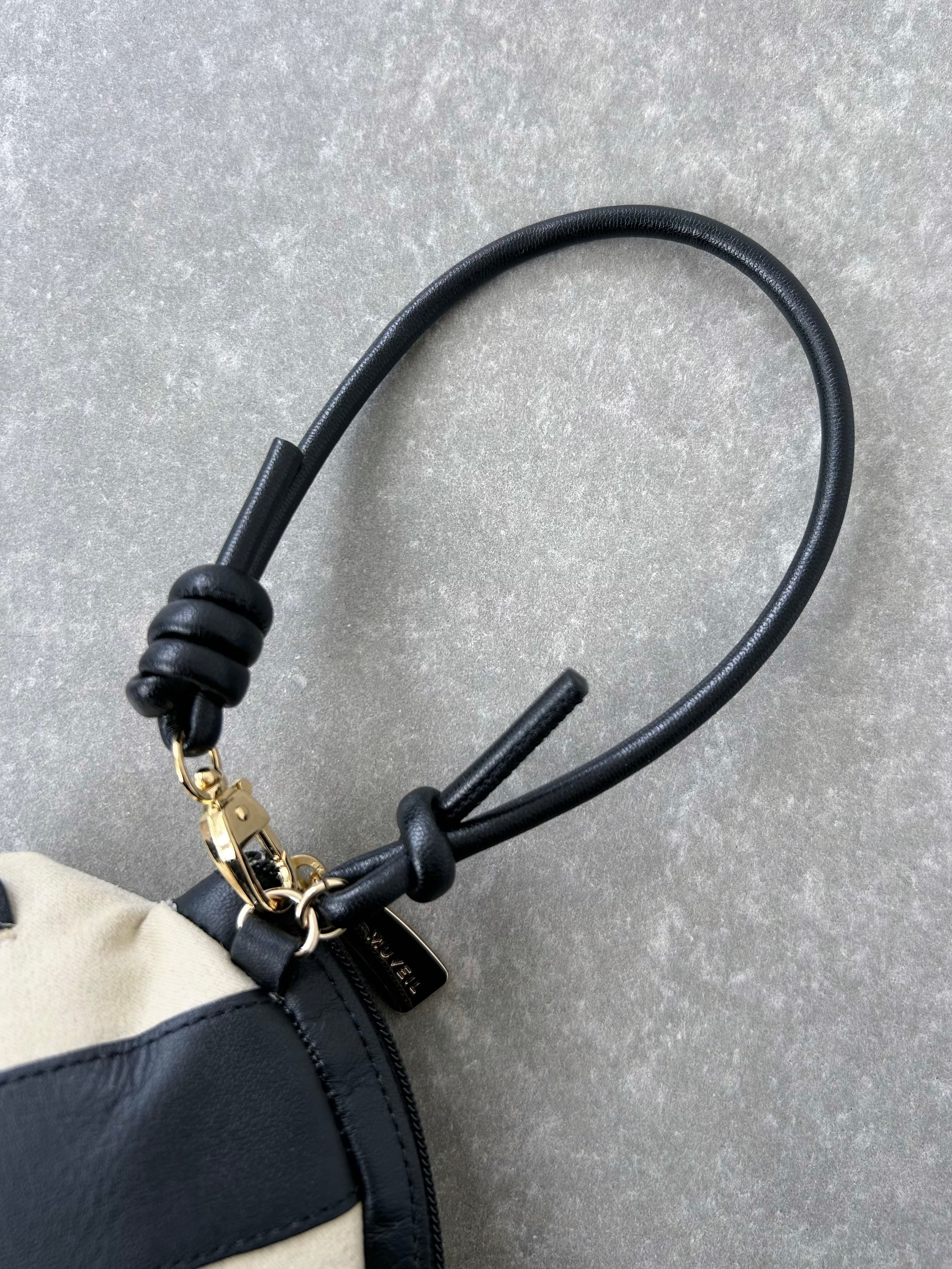 MUVEIL airlistコラボパンダポーチ | KOKO