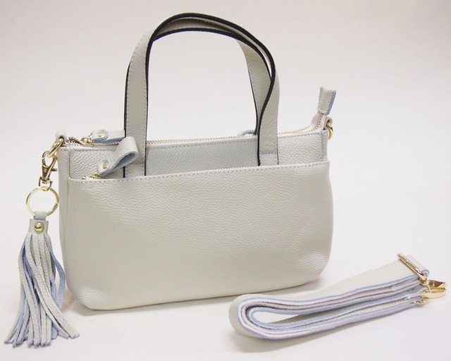 牛革使用の2wayコンパクトバッグ  旅行 サブバッグ レザー ドリームバッグ