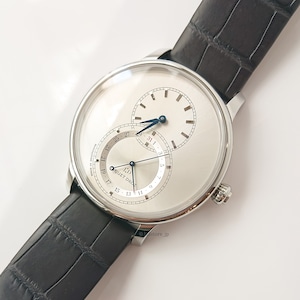 【JAQUET DROZ ジャケ・ドロー】GRANDE SECONDE QUANTIEME グラン・セコンド カンティエーム（サテンブラッシュ グレー）／国内正規品 腕時計