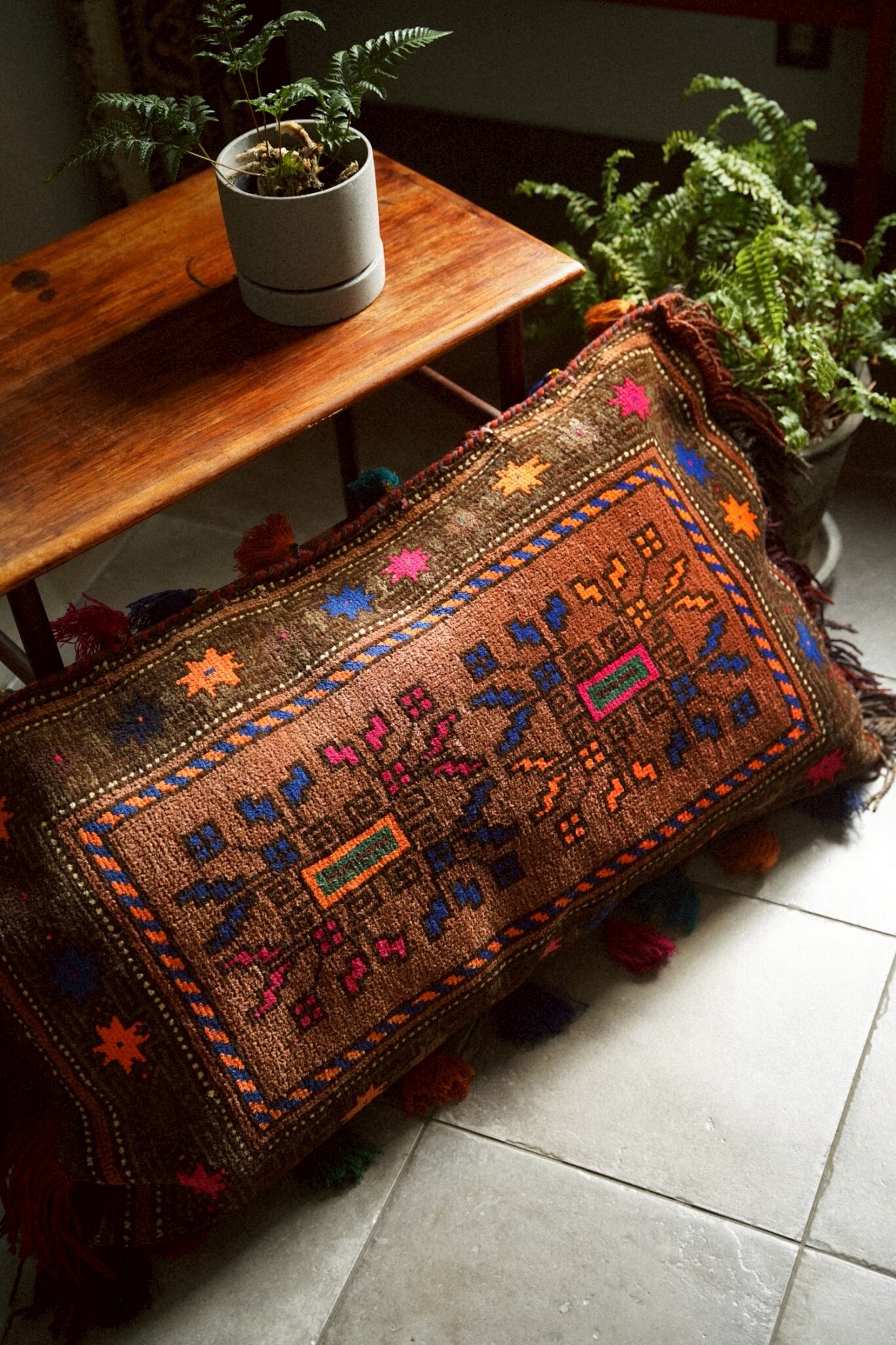 1632-Vintage Baluch rug