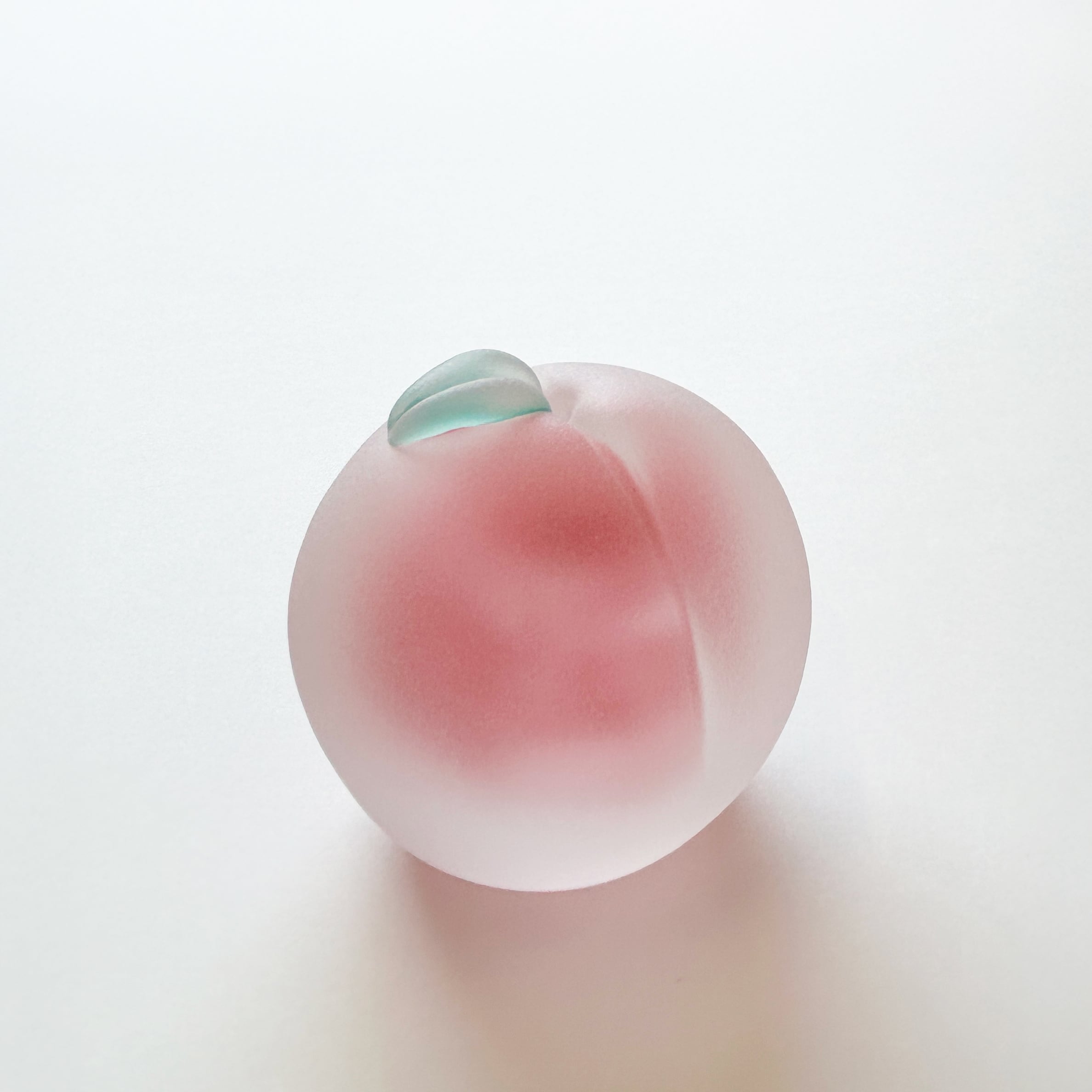 池田充章｜モモコ｜ガラスのペーパーウェイト｜paperweight｜No.Mo01