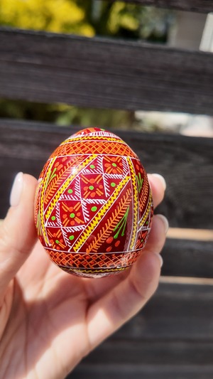 装飾用木製プィサンカ（イースターエッグ）with stand　コロミヤモデル