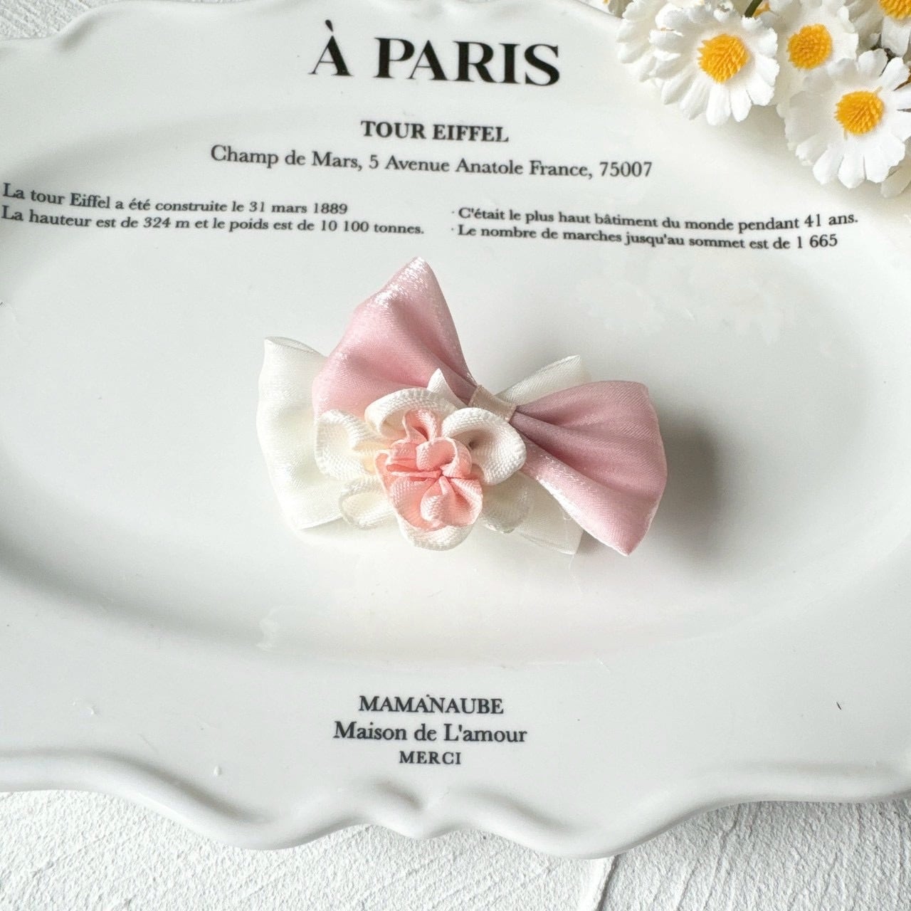 ピンクとホワイトのお花ダブルリボンパッチン