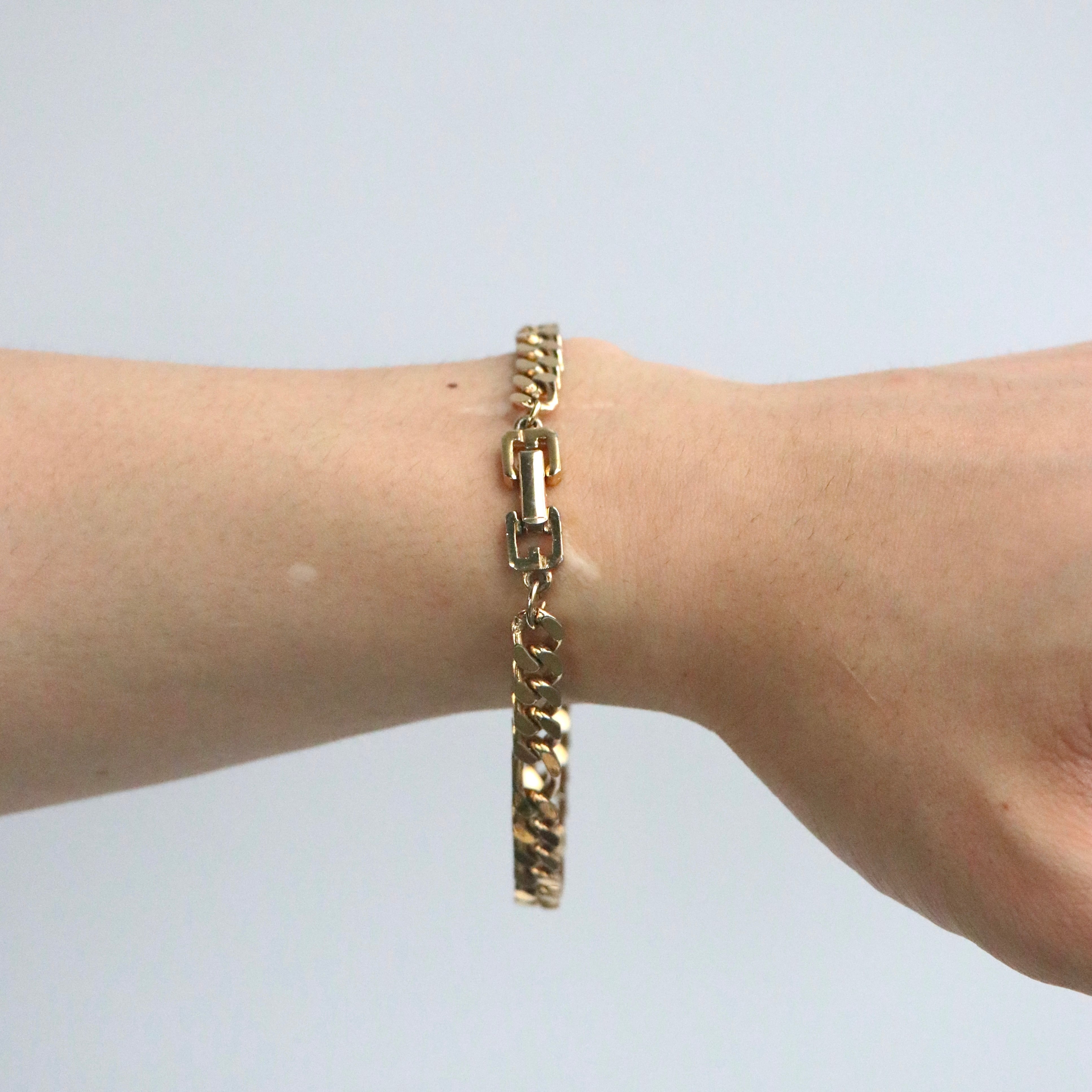 GIVENCHY ジバンシィ チェーン ブレスレット GP ゴールド | 2122 