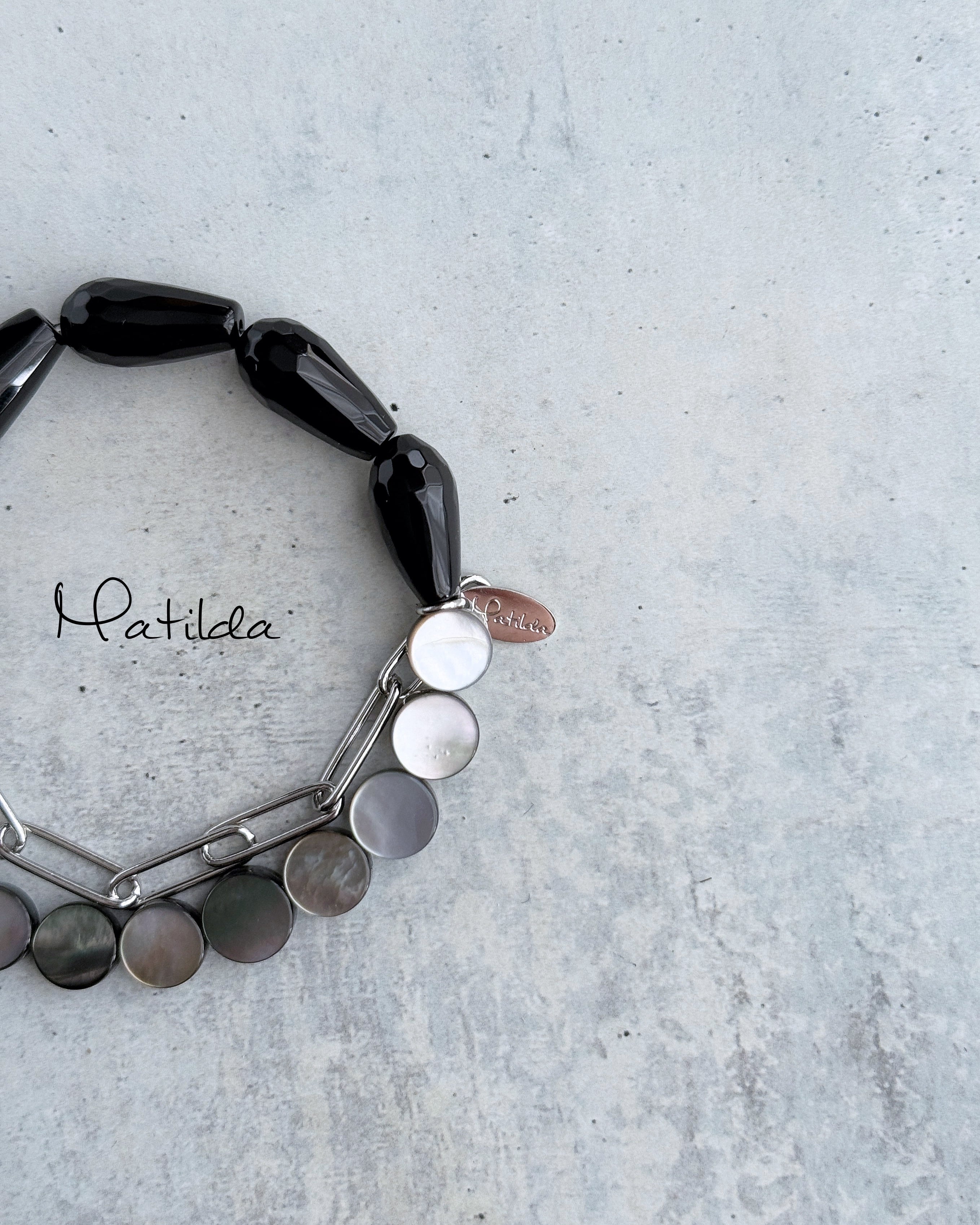 Chain & stone bracelet(オニキス×シェル)