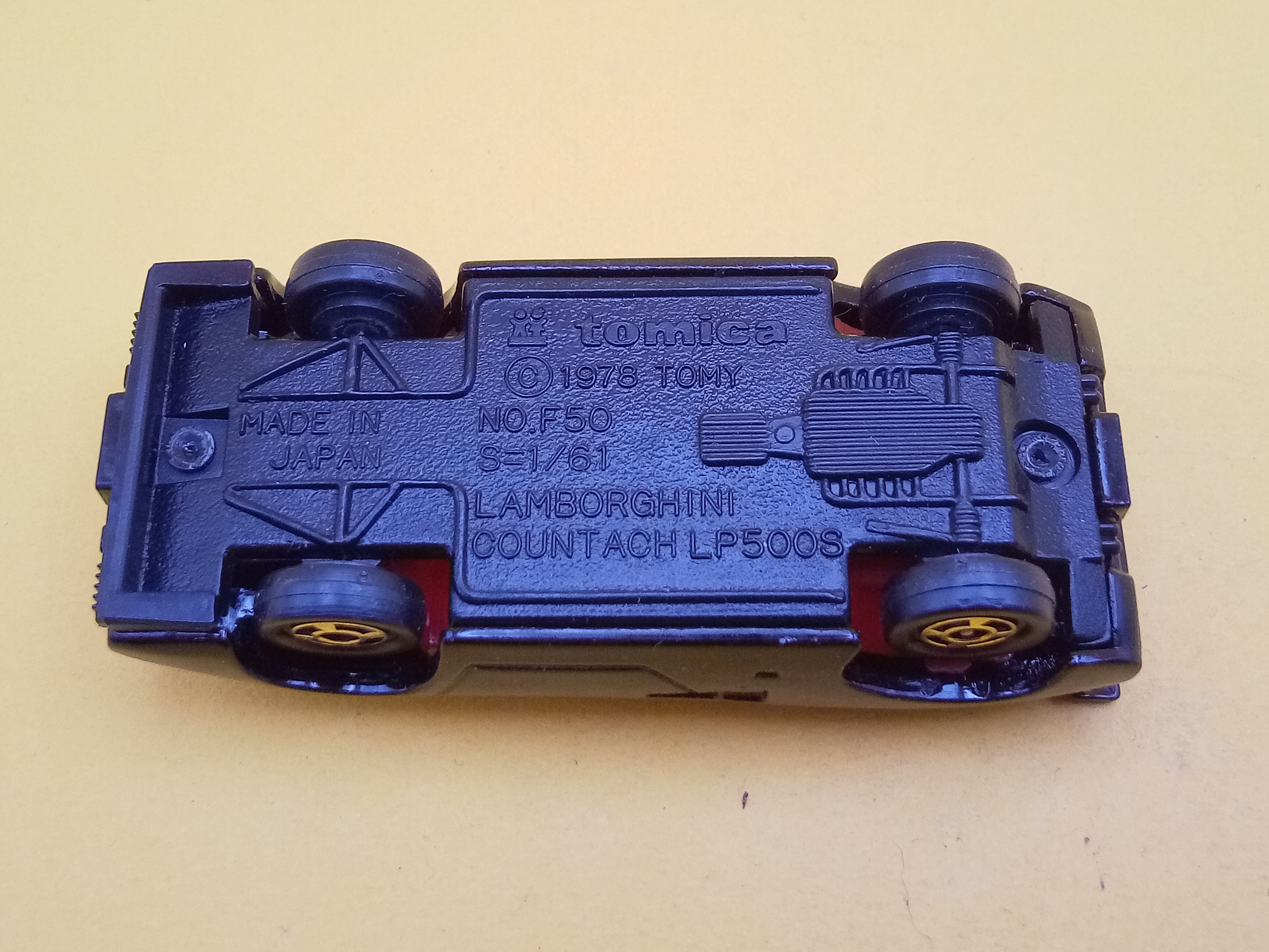 トミカ 外国車シリーズ F50 ランボルギーニ カウンタック LP500S 日本 