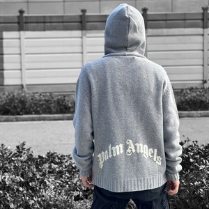 【Palm Angels】CURVED LOGO ZIPPED SWEATERREC(GREY/WHITE)