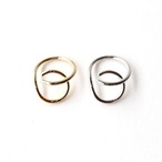 プレゼンスメタルイヤーカフ