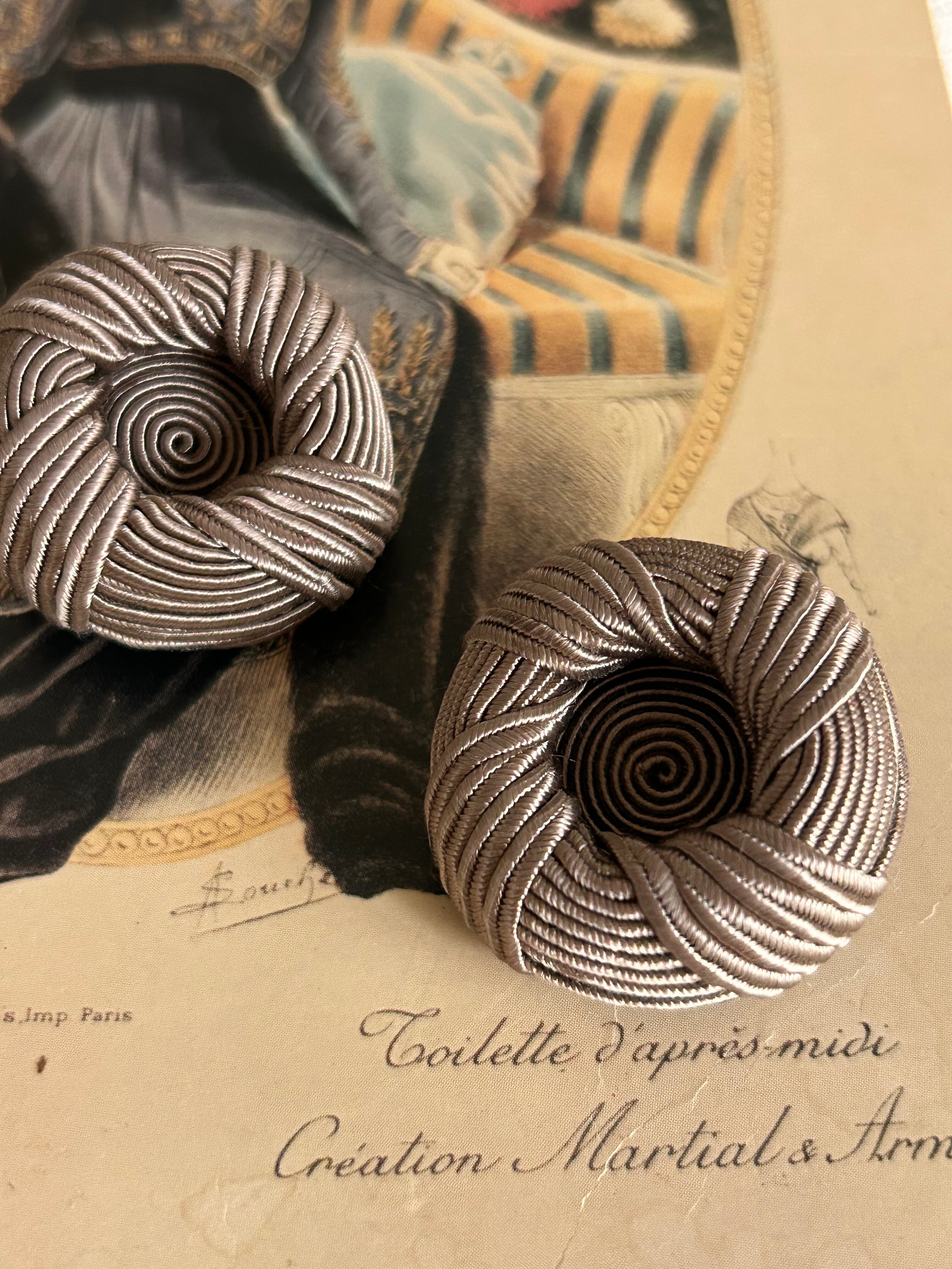 フランス Vintage ボタン 35mm コードボタン ベージュ デッドストック レトロボタン 高級ボタン アクセサリーパーツ 装飾材 カルトナージュ