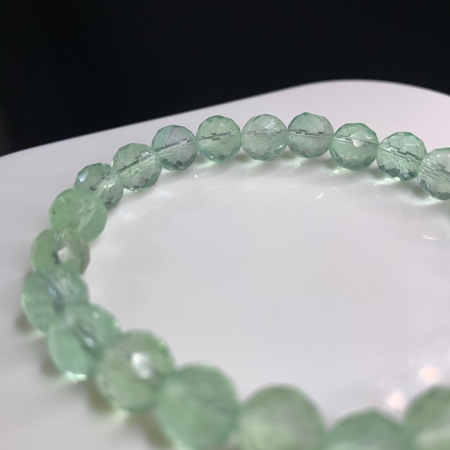 b153 ミントグリーンカットフローライトブレスレット