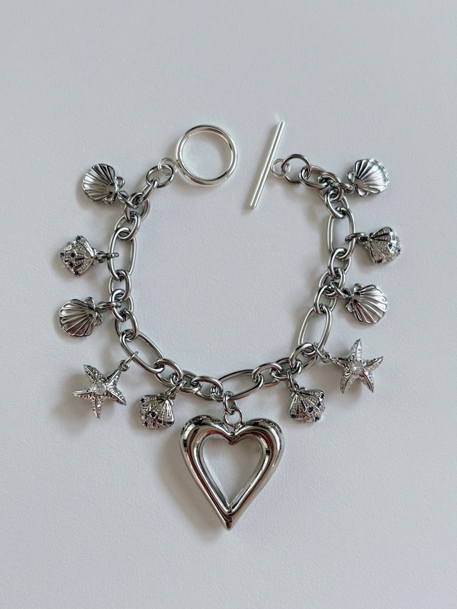 shell bracelet