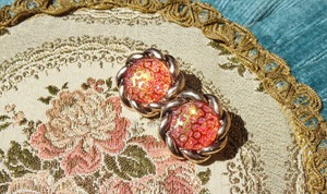 VINTAGE EARRINGS