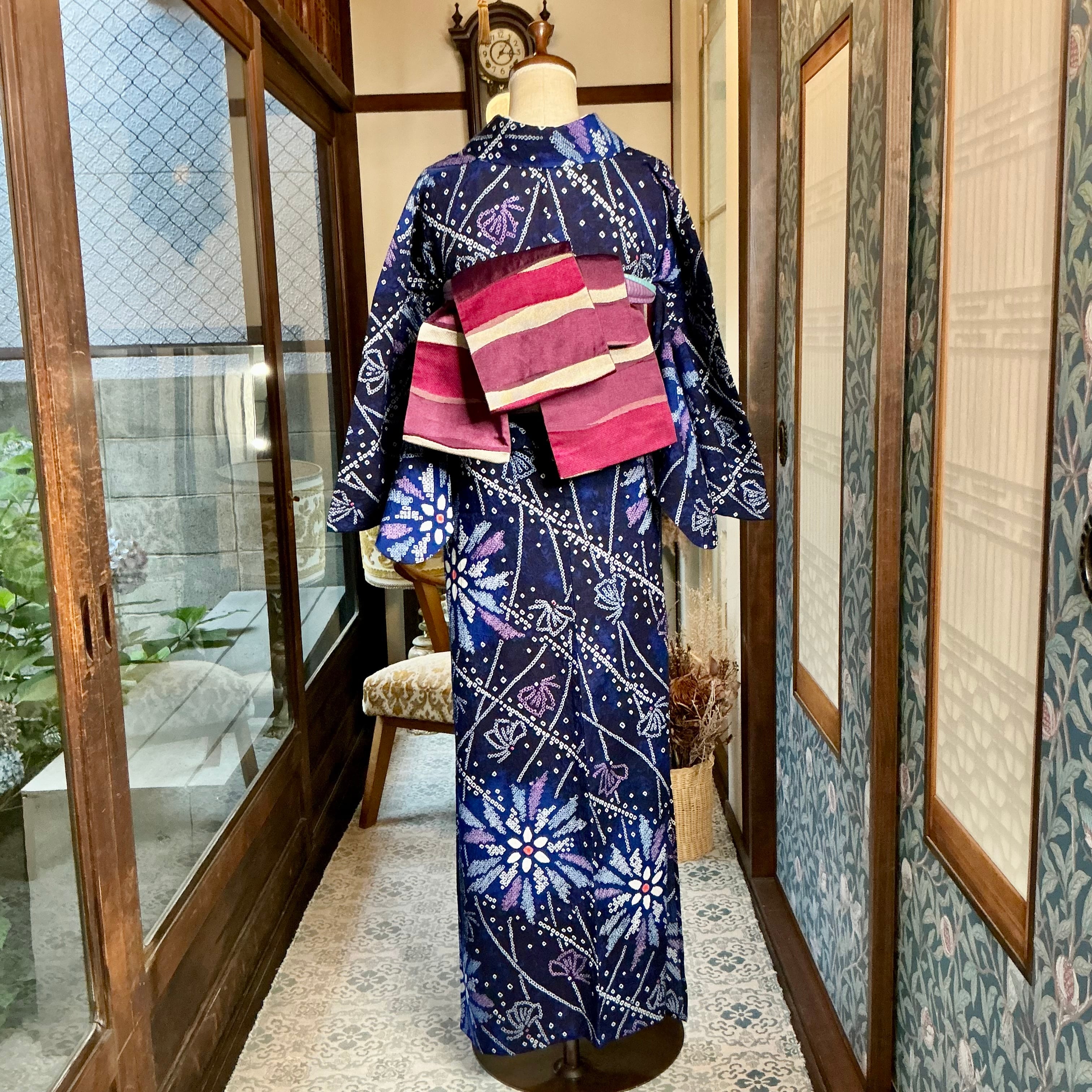 浴衣　有松鳴海絞り　藍染　蝶　リーフ文様　着物　033b p 有松鳴海 青 浴衣蝶 浴衣 有松鳴海絞り 藍染 蝶 リーフ文様 着物 033b p