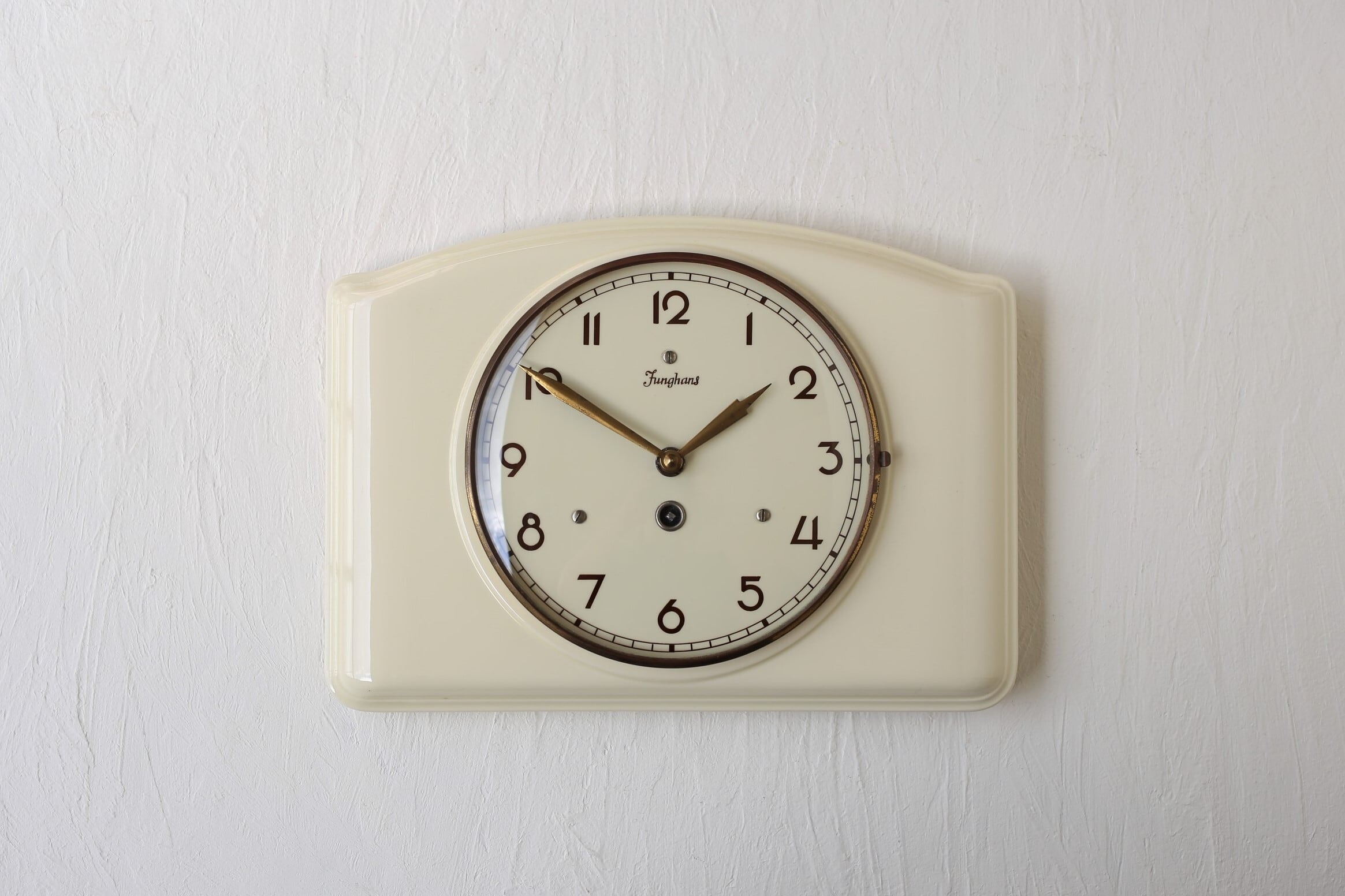 ドイツ アンティーク ヴィンテージ Junghans ユンハンス 壁掛け(電池式クォーツ)N-03201
