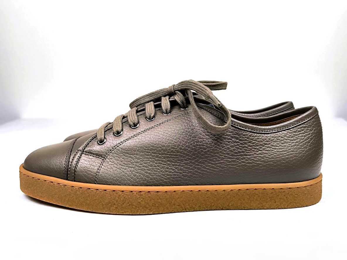 JOHN LOBB LEVAH　ジョンロブ　スニーカー　レヴァー 旅で履きたい新生ジョンロブの レザースニーカー「レヴァー