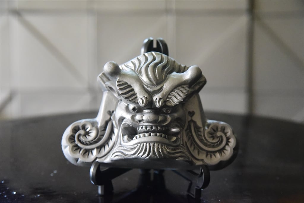 卓上鬼瓦 鬼面 IK-Ⅴ（阿） | Ibushi Gallery 瓦廊｜淡路島の鬼瓦工場