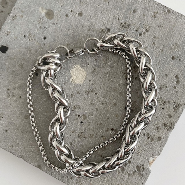 metal material 2-link design twist chain bracelet mr0602