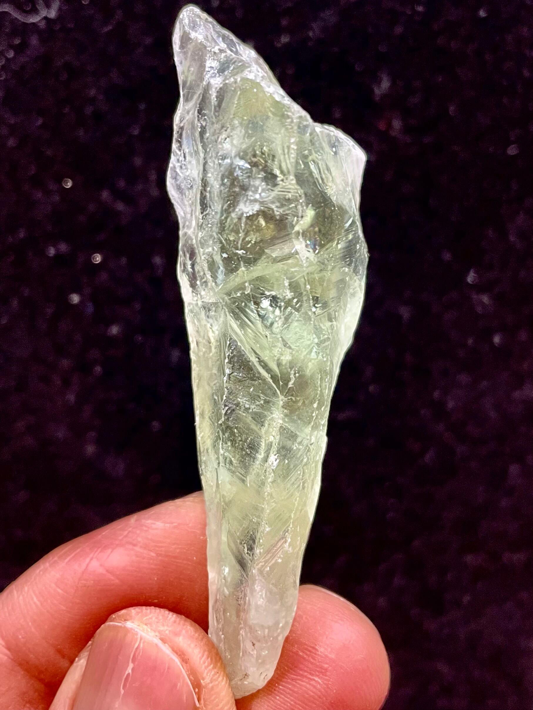 3) グリーン・アメジスト「プラシオライト」原石 | レムリアの太陽