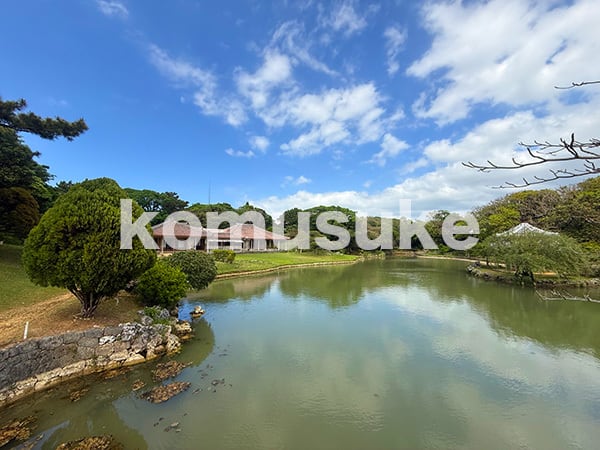 komusuke-select-16_城_那覇識名園×5枚