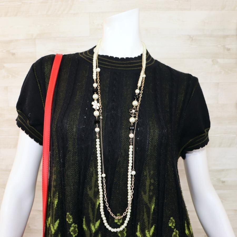 トクコプルミエヴォル 花柄ニット刺繍ワンピース M 黒×緑 A トクコプルミエヴォル 花柄ニット刺繍ワンピース M 黒×緑 A