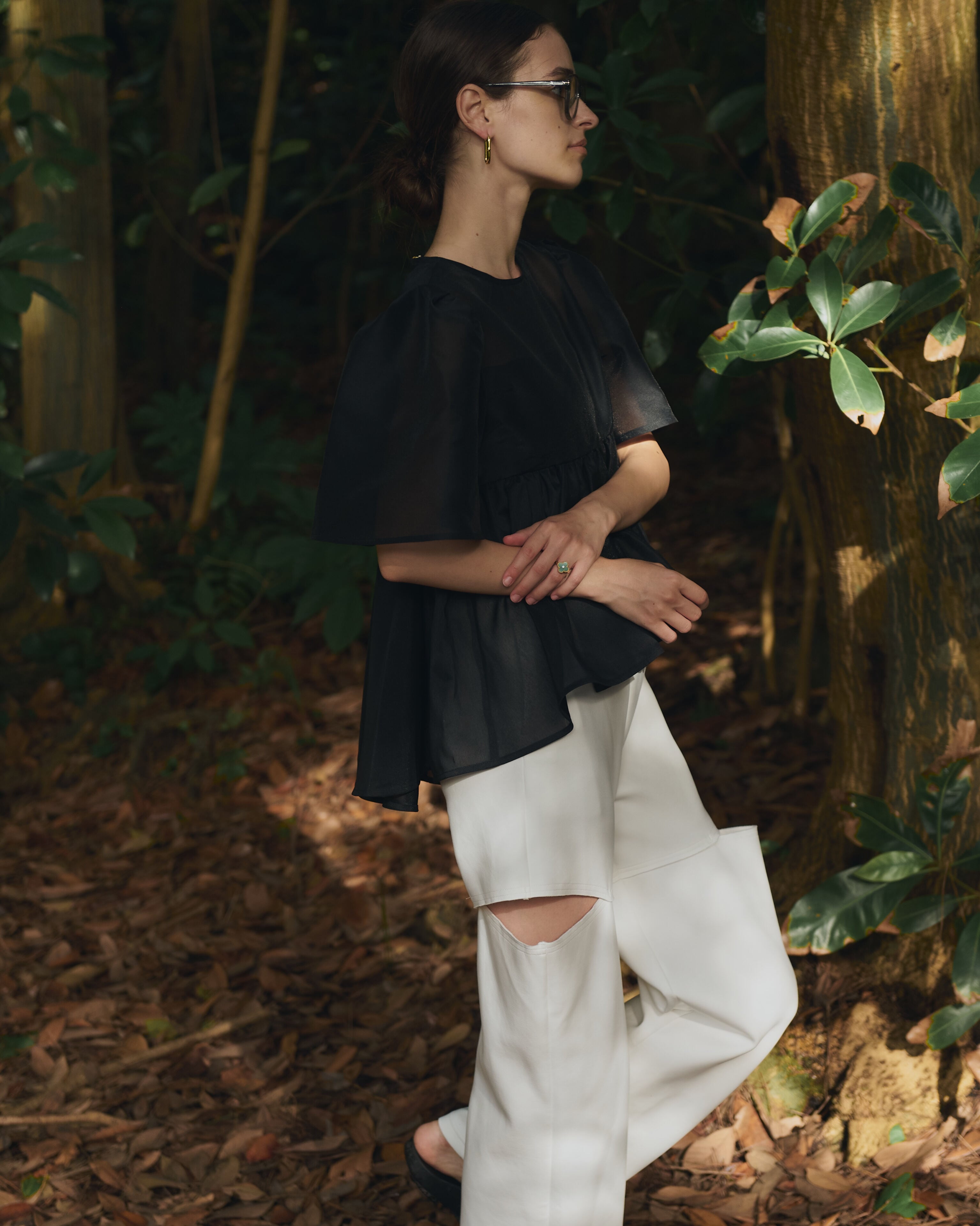 予約】5/22(FRI)21:00—Side slit sweatpants | Bluelea