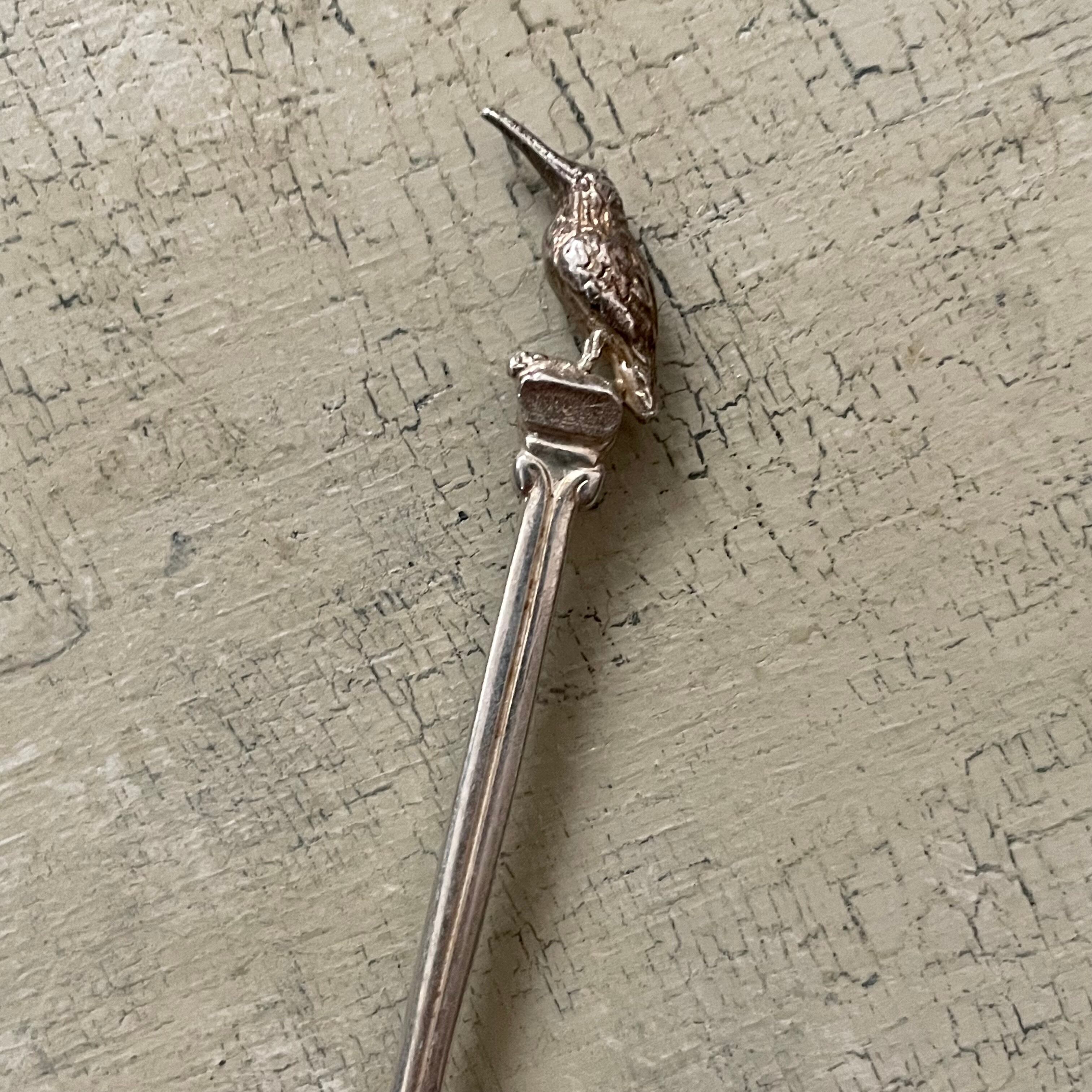 くちばしの長い鳥のティースプーン