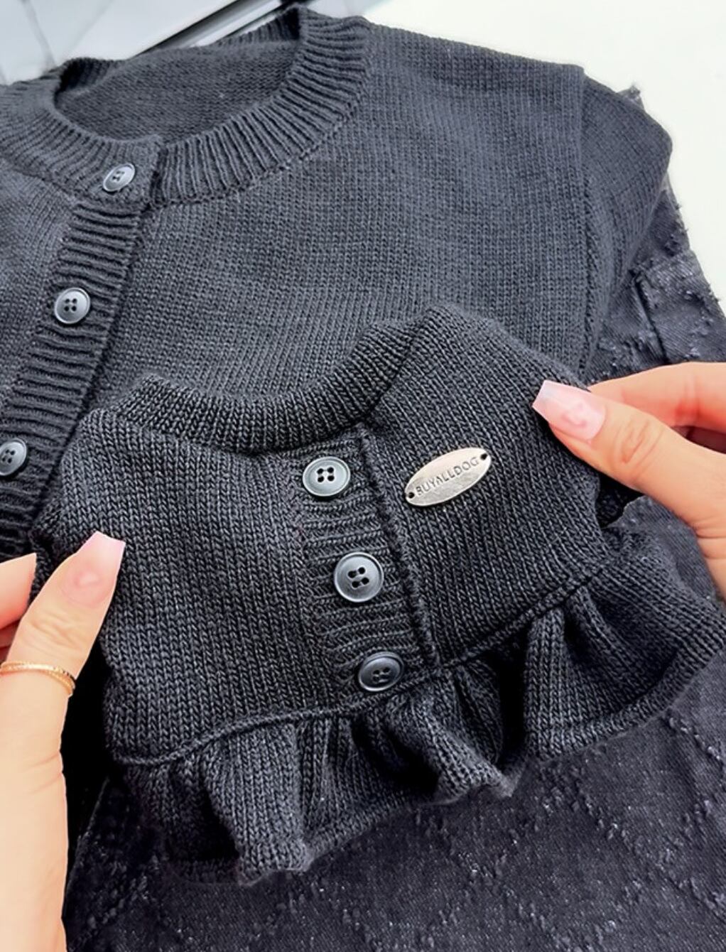 予約【buyalldog】Dear Cardigan For Dog (Black)