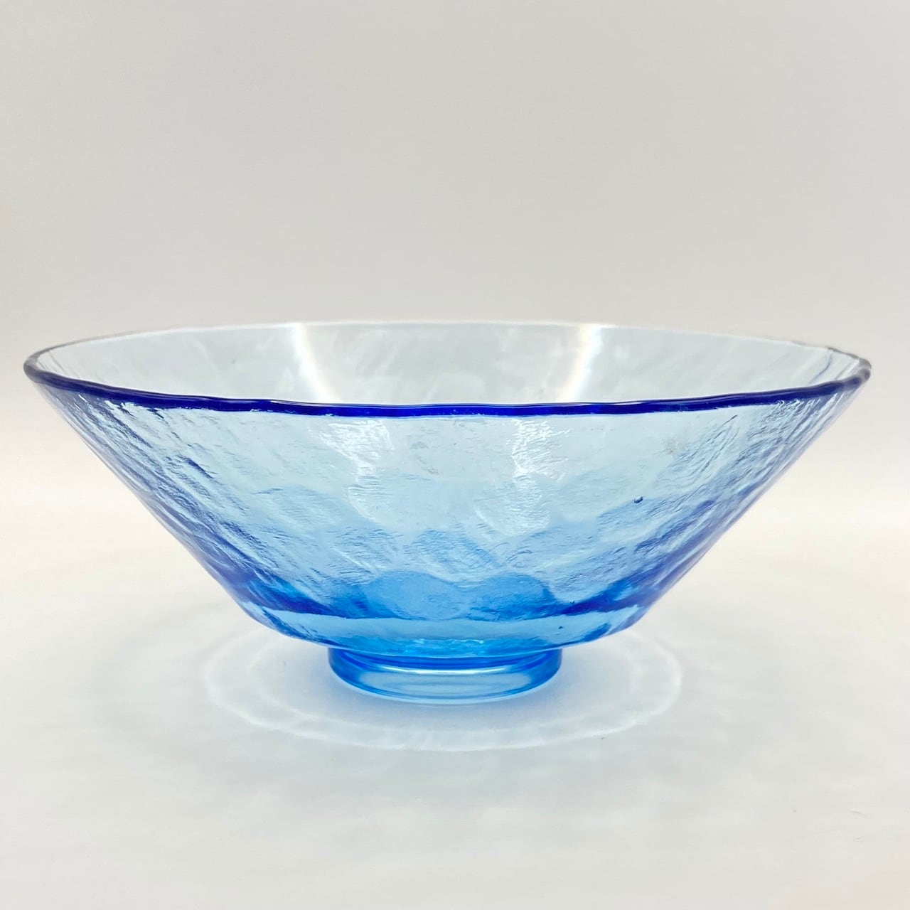 新品】平茶碗 義山 ブルー 東太武朗 紙箱入 耐熱 | 茶道具 錦玉堂