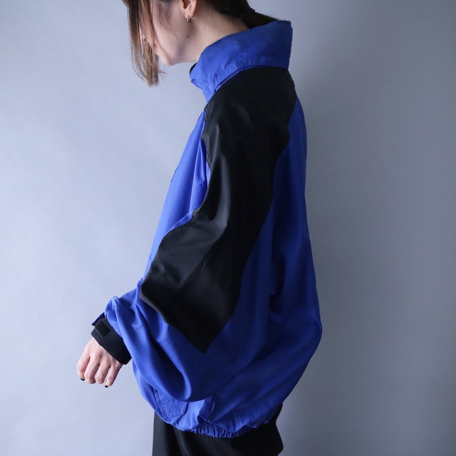 "マルボロ" blue × black good bi-color over silhouette nylon blouson