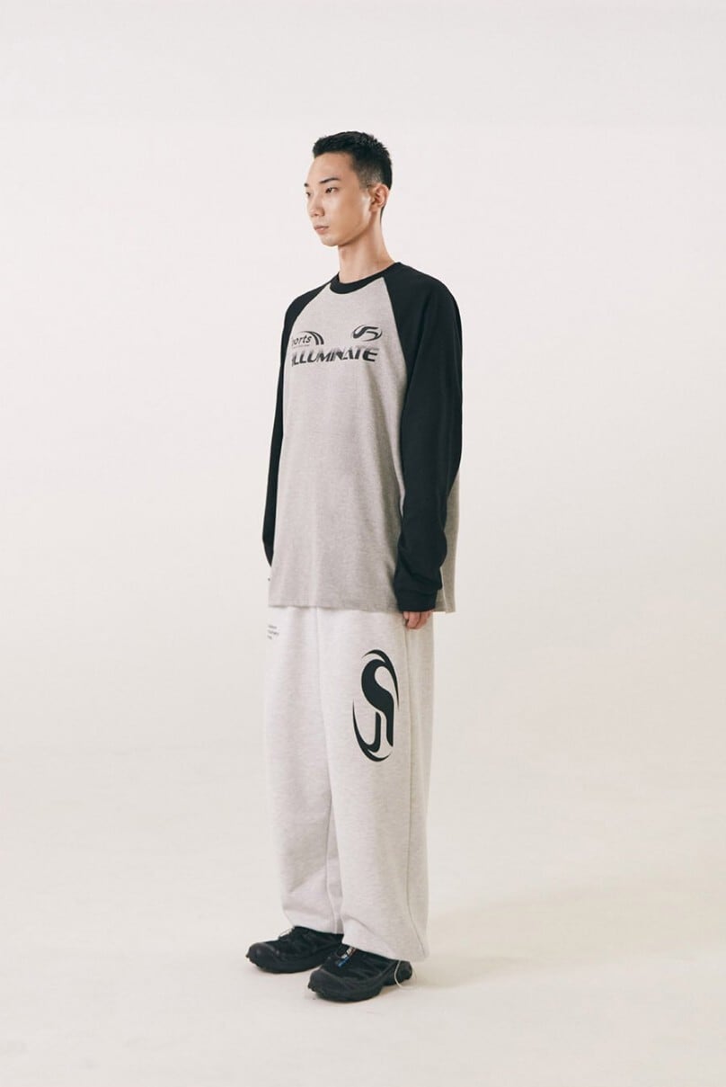 ENHYPENソンフン着用【YORI SPORT】I LOVE JESS Tシャツ 関送込 ☆ENHYPEN ソンフン 着用!!【FILLUMIANTE】Symbol Logo Sweat