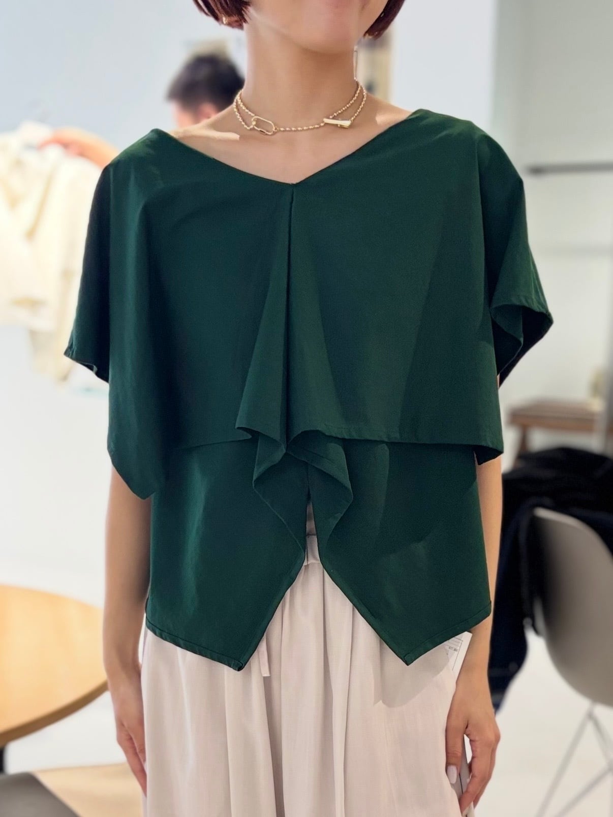 10％OFF SALE!!】CHIGNON(シニヨン)ハンカチーフカラープルオーバ
