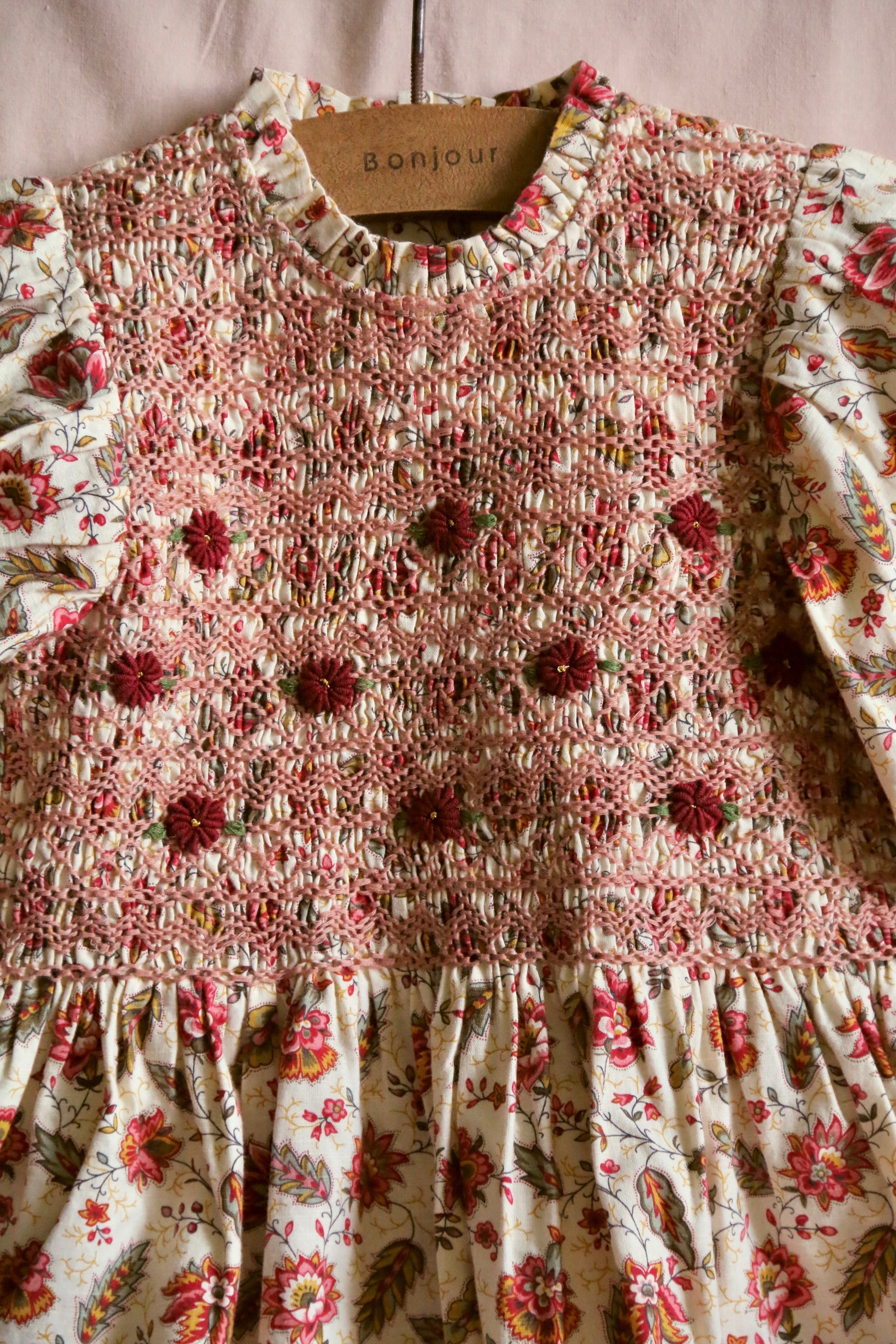 BONJOUR DIARY Handsmock blouse with crochet collar Aline print 8