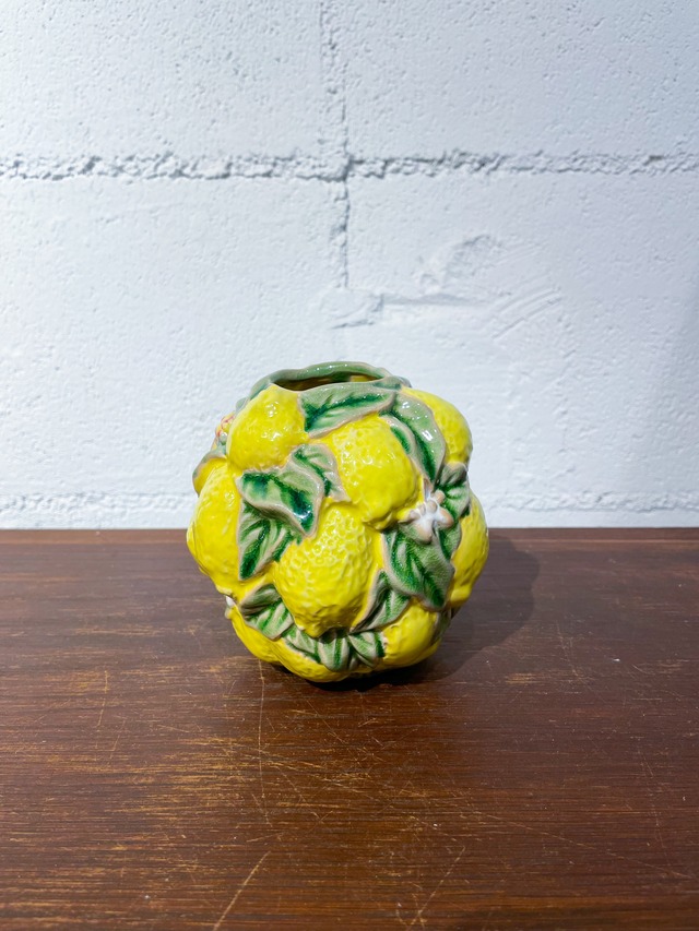 花瓶　DES POTS 　"lots of lemons"