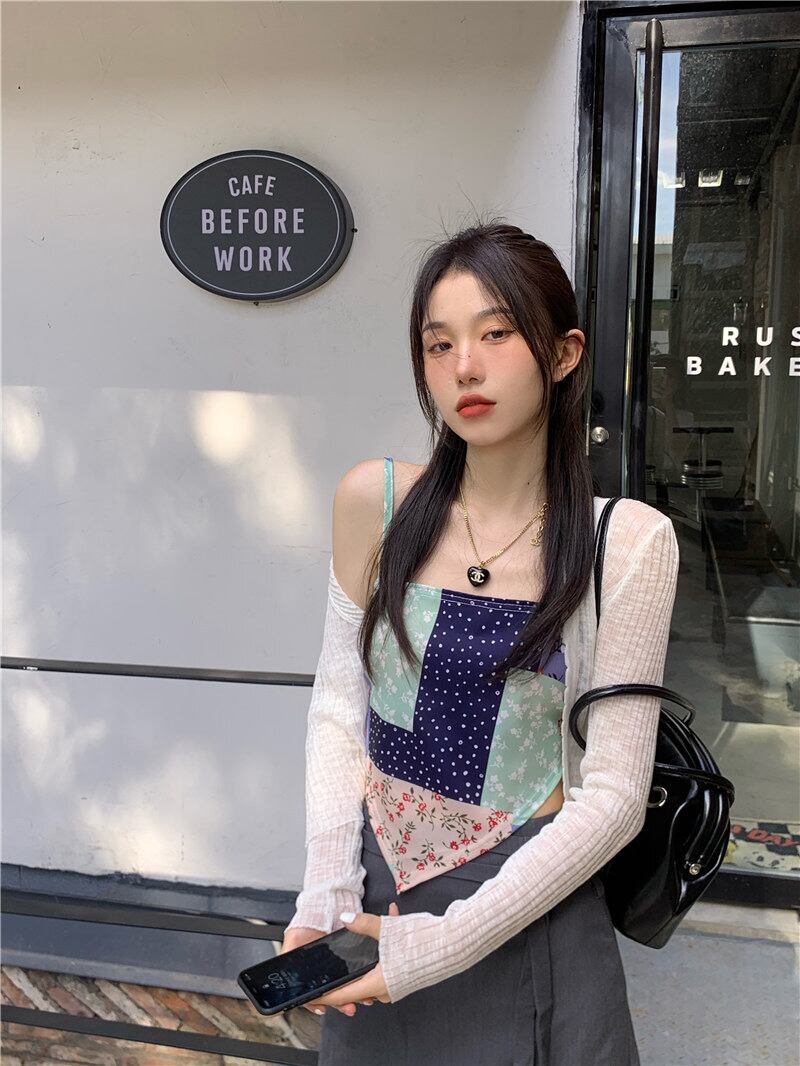 ブラックフローラルトライアングルバックホワイト薄手 花柄 ステッチ ブラックストロベリース41618522793