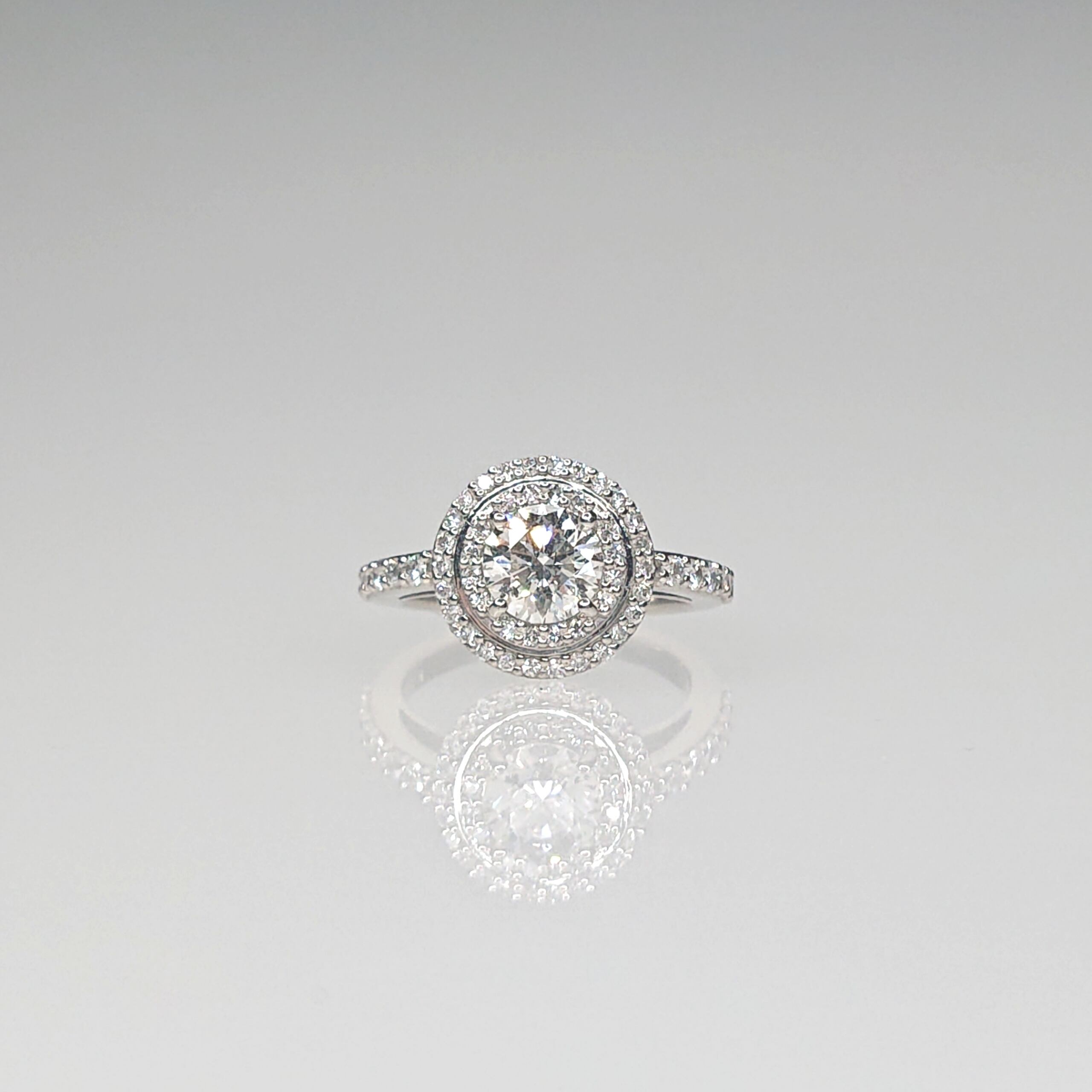 PT900 D1.006ct・ 0.5ct リング ● | 株式会社Ｊｅｗｅｌｒｙ伊藤 powered by BASE