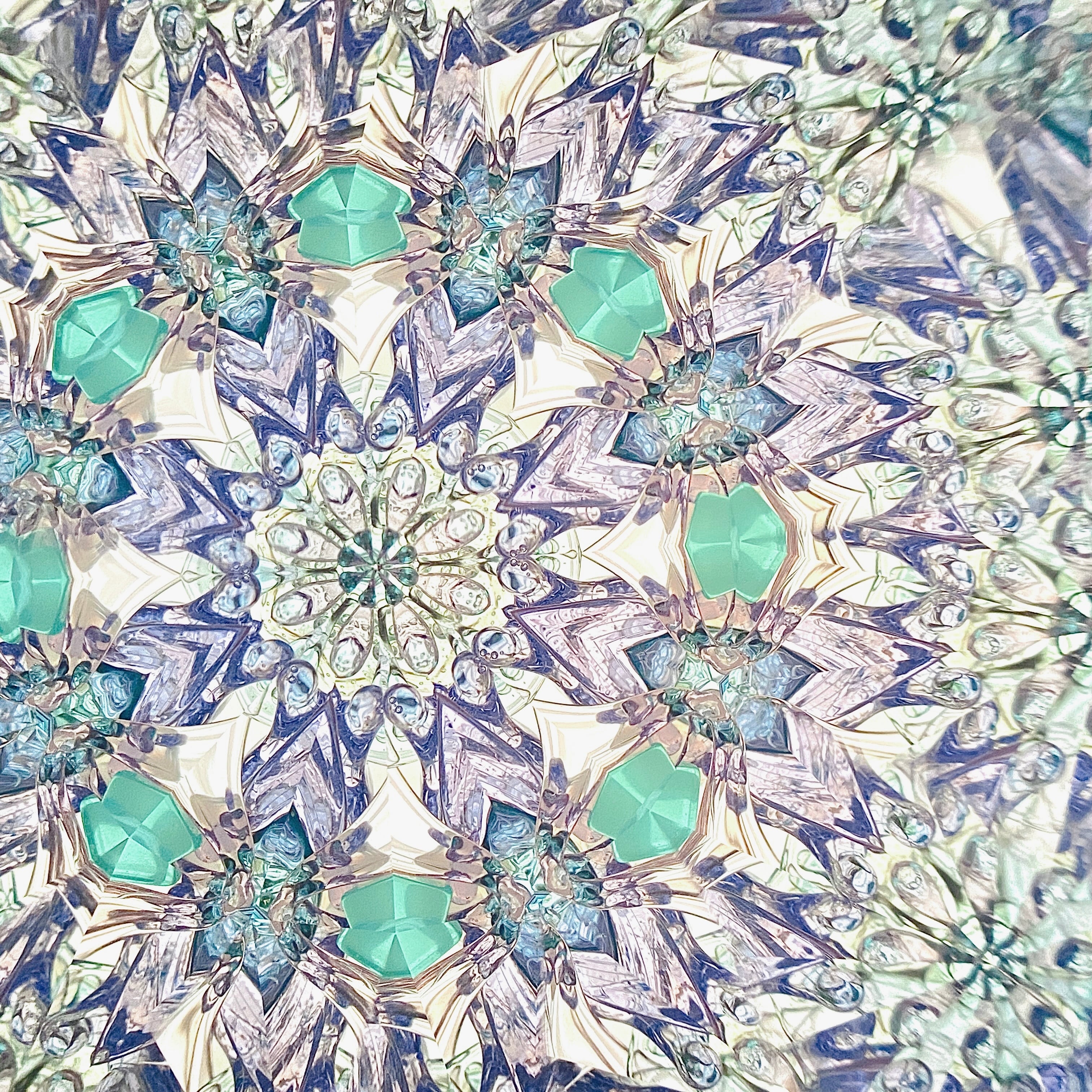 紫陽花の万華鏡「雨上がりの紫陽花」 | GlassNique（グラスニーク