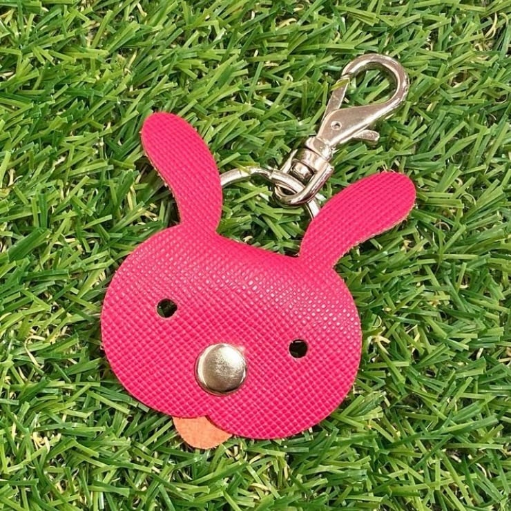 ウサギクリップ】 コードクリップになるウサギのキーチャーム | 野村製作所