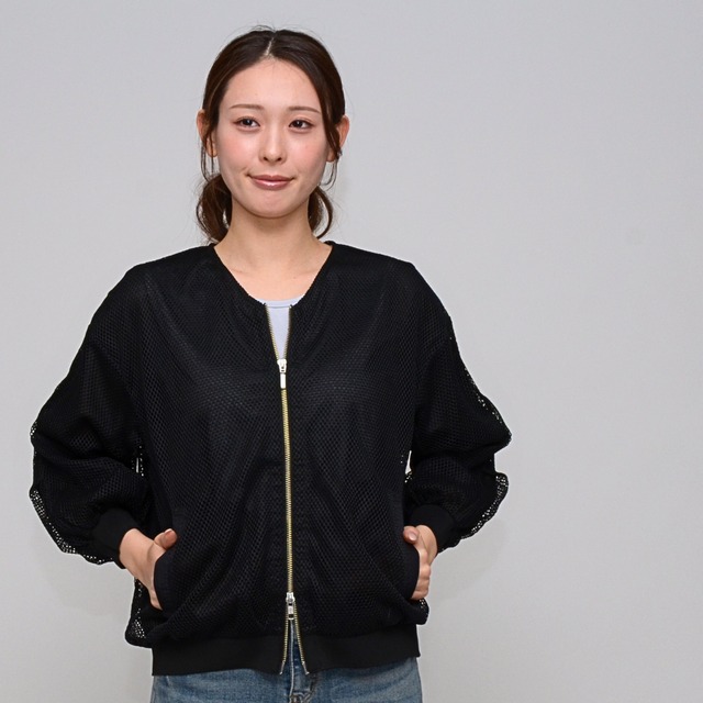 【一枚でサマになる】  超軽量・ソフトメッシュブルゾン ‐ LEI-2542 ブラック ‐