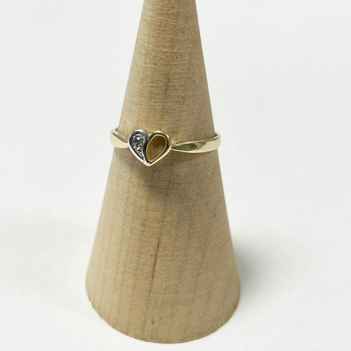 Vintage 10K Gold Diamond Heart Ring