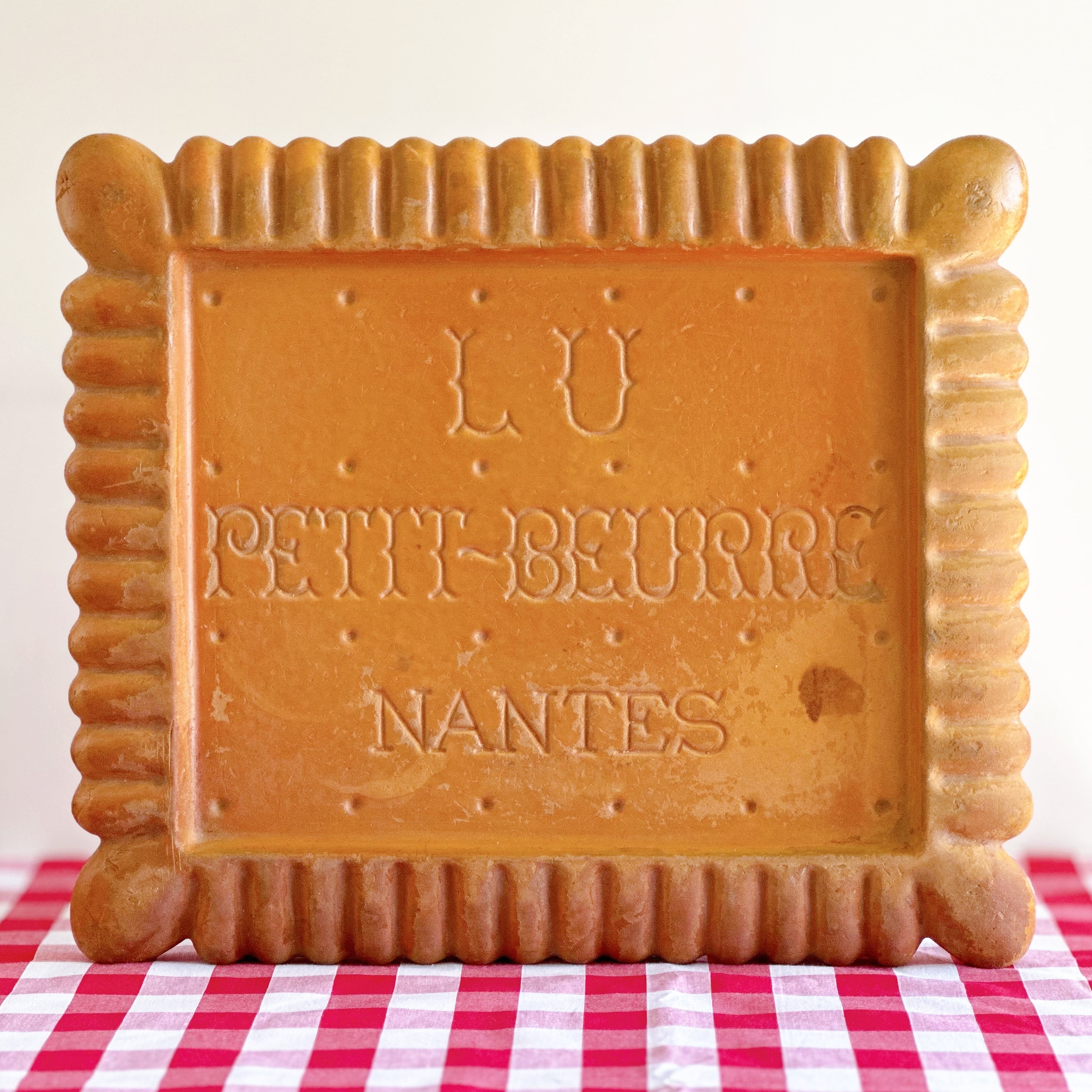LU PETIT-BEURRE | ぽわにえ・だむーる 〜 アンティーク・ブロカント