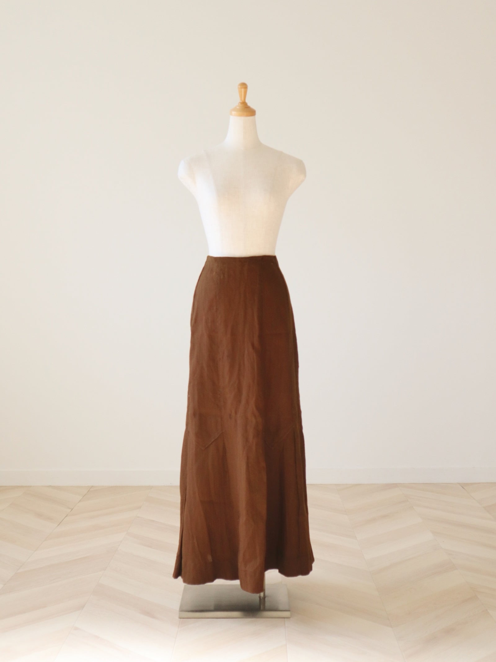 ●vintage design hem flared skirt