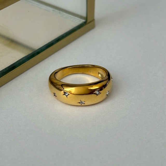 STAR STONE RING